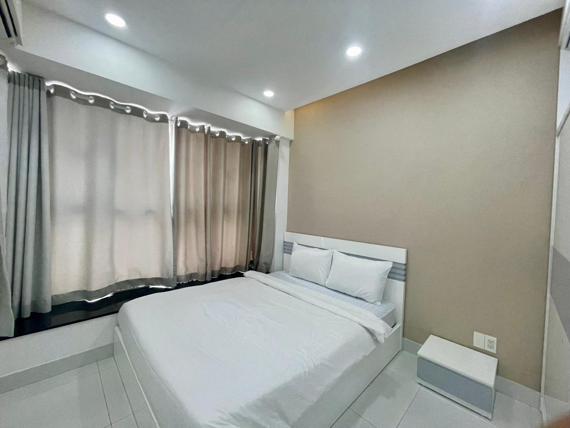 Secc Luxury 2-br Apartment, Scenic Valley, Saigon Exhibition And Convention Center, Fv Hospital, Phu My Hung District 7 TP. Hồ Chí Minh