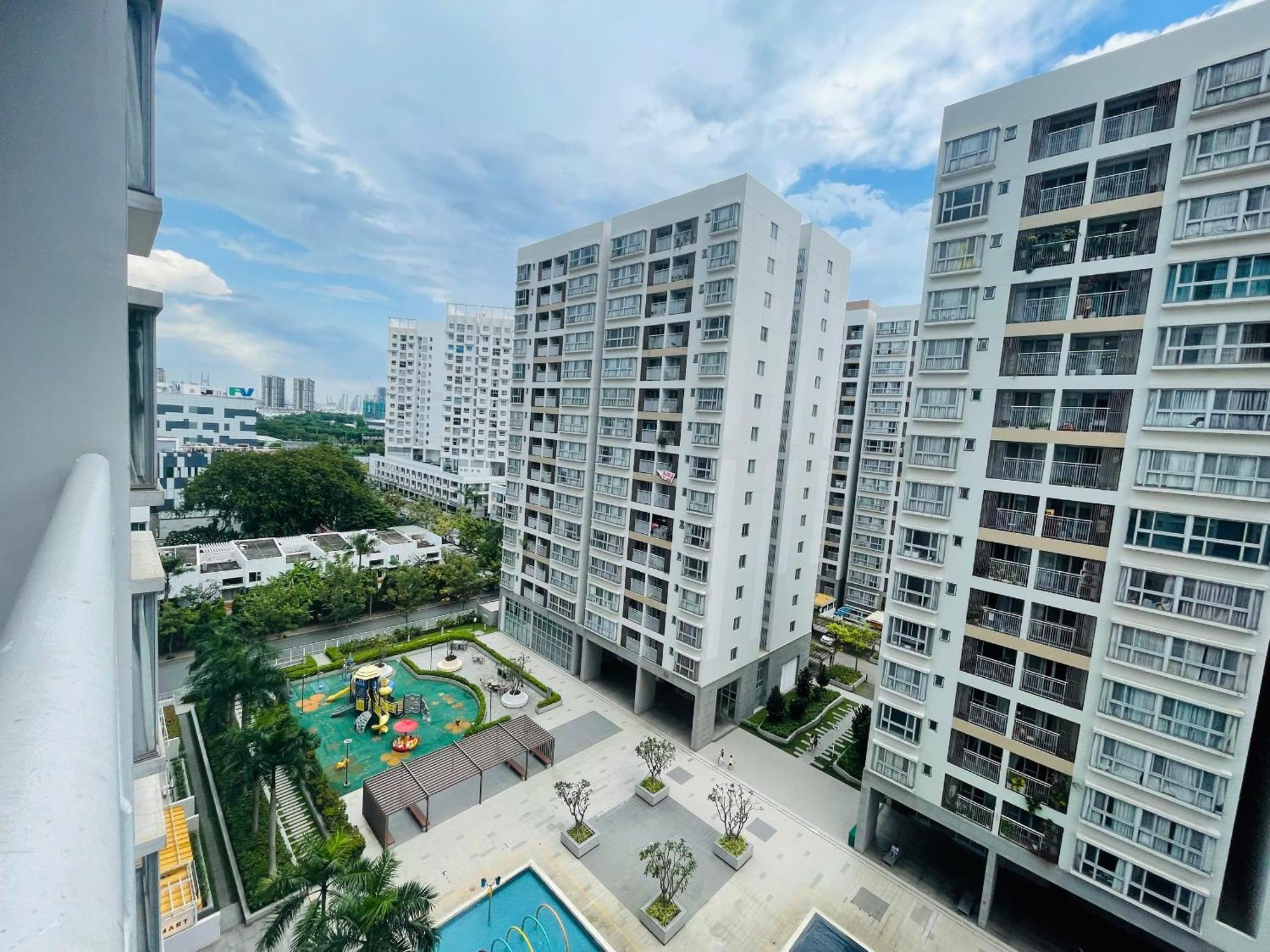 Secc Luxury 2-br Apartment, Scenic Valley, Saigon Exhibition And Convention Center, Fv Hospital, Phu My Hung District 7 TP. Hồ Chí Minh