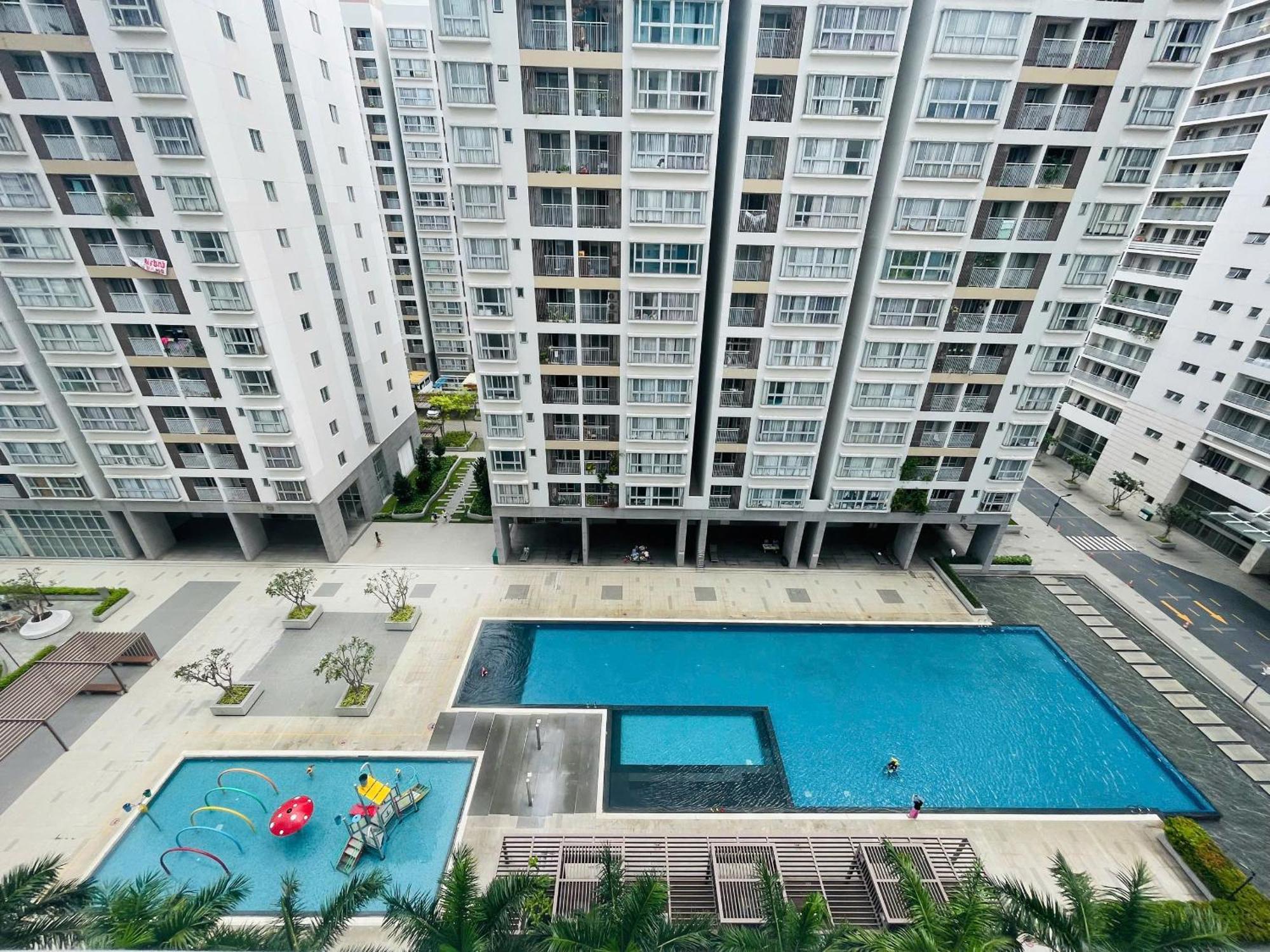 Apartment Secc Luxury 2-br Apartment, Scenic Valley, Saigon Exhibition And Convention Center, Fv Hospital, Phu My Hung District 7